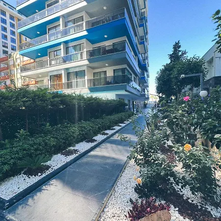 #67 - Traumhaftes Mit Privatstrand, Sea View, Pool, Sauna, Gym, Playground In Erster Reihe, Alanya-mahmutlar *