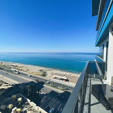 #67 - Traumhaftes Mit Privatstrand, Sea View, Pool, Sauna, Gym, Playground In Erster Reihe, Alanya-mahmutlar 公寓