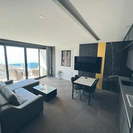 #67 - Traumhaftes Mit Privatstrand, Sea View, Pool, Sauna, Gym, Playground In Erster Reihe, Alanya-mahmutlar 公寓 阿拉尼亚